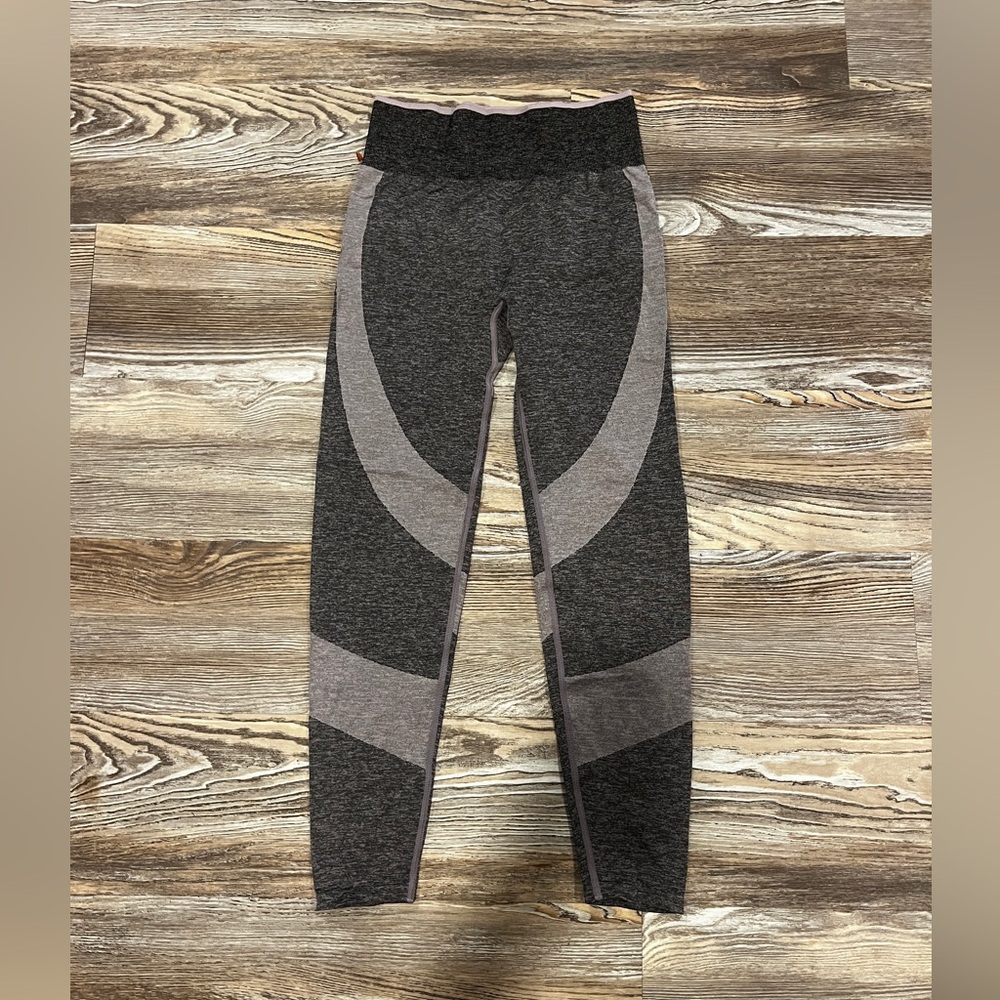 Pink/Victoria Secret seamless leggings